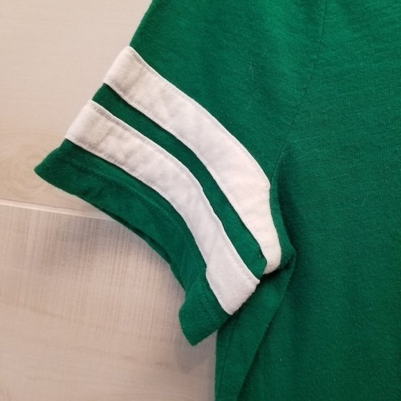 {M} PINK VS Happy Holla Days Christmas Jersey Tee - Picture 4 of 7